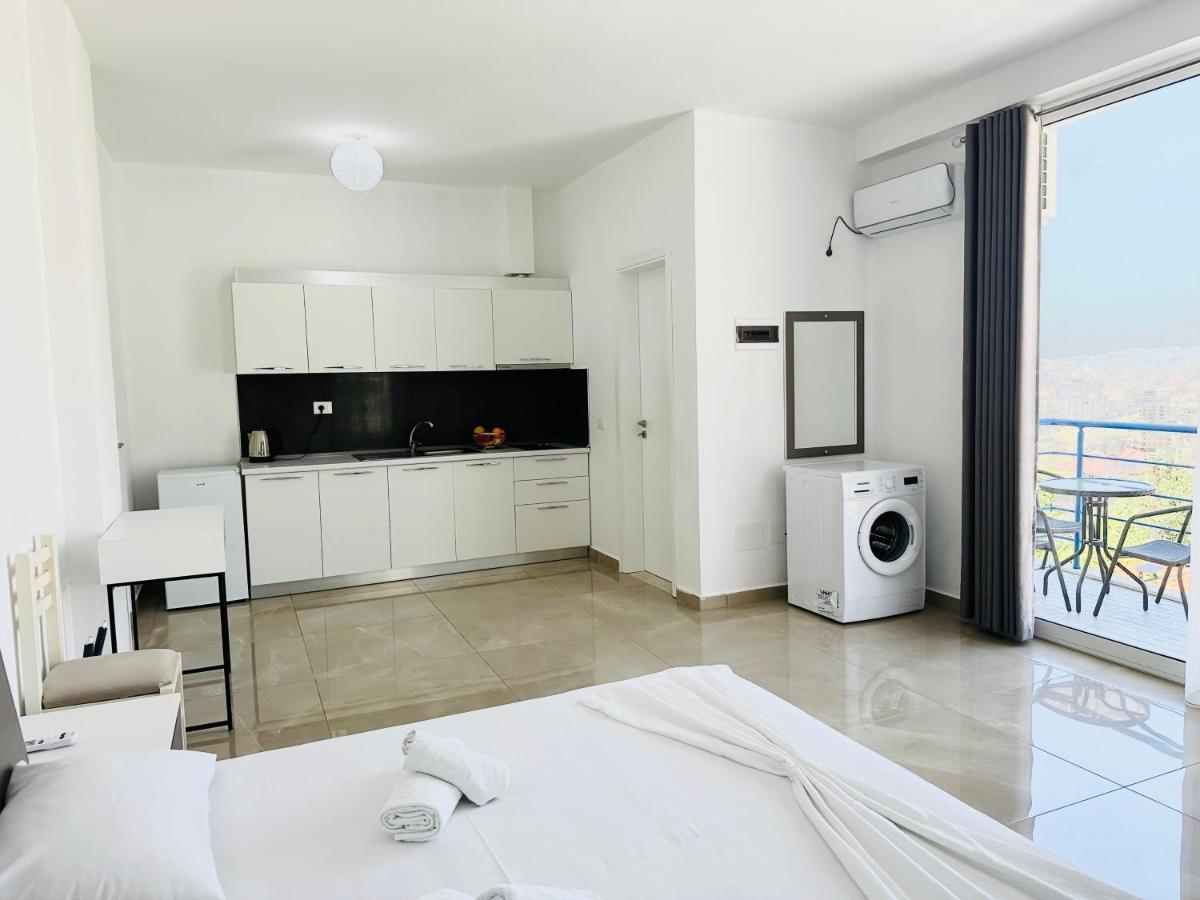 Jico Travel - Villa Colombo Vlorë Exterior foto